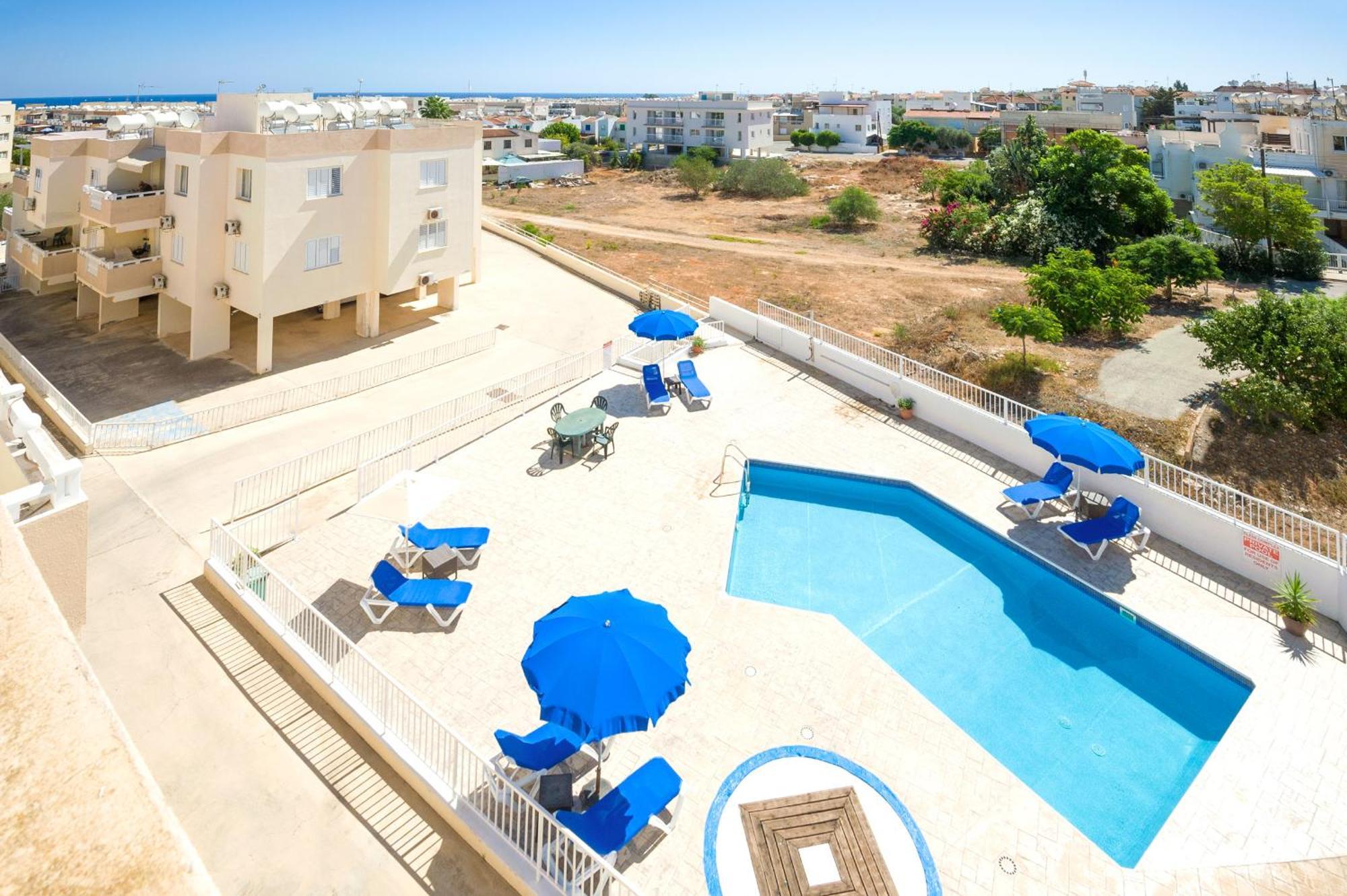 Sofia Apartment 700M Away From The Beach Paralimni Exterior foto
